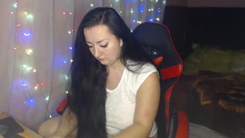 Shaya online show from December 1, 4:45 pm