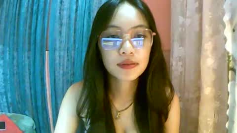 Freya online show from October 14, 4:24 am