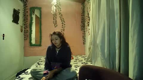 paula online show from February 17, 1:46 am