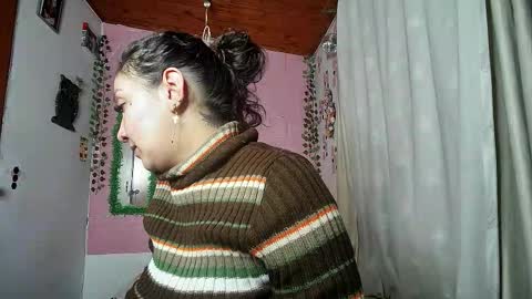 paula online show from March 1, 1:18 am