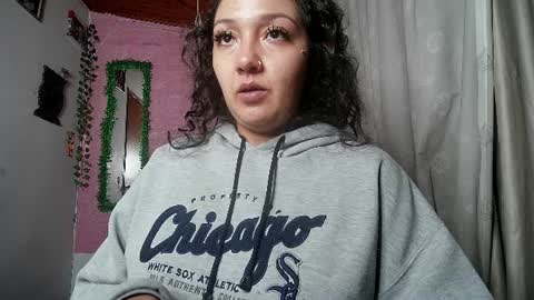 paula online show from June 15, 6:48 am