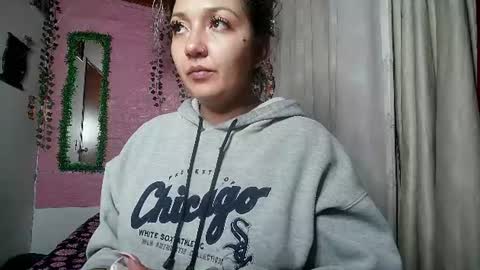 paula online show from June 22, 3:36 am
