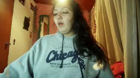 paula online show from June 27, 2:05 am