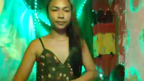 callme meya in asia online show from April 9, 10:42 am