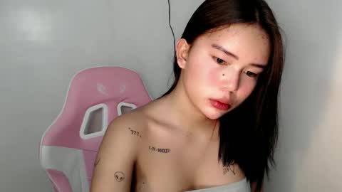 Snapshot of callme_remaxxx7 chatting on March 22, 6:11 pm Rema online show from March 22, 6:11 pm