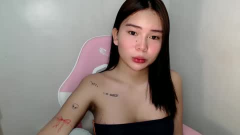 Snapshot of callme_remaxxx7 chatting on March 29, 7:36 pm Rema online show from March 29, 7:36 pm