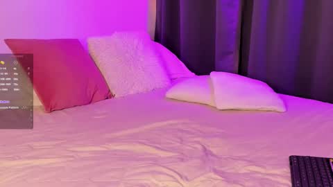 Val  online show from February 7, 5:11 am