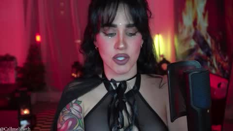 Snapshot of callmelilieth chatting on March 7, 11:02 pm Callmelilieth online show from March 7, 11:02 pm