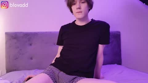 Nick online show from December 14, 8:46 pm