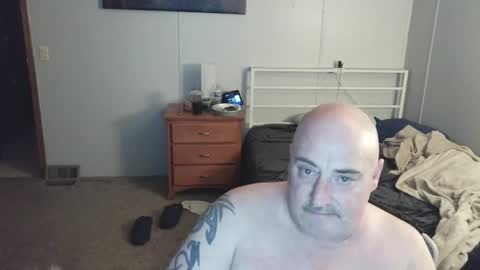 Snapshot of calvin420420 chatting on May 20, 8:42 am longjohn74 online show from May 20, 8:42 am