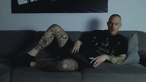 Calvin  online show from November 19, 12:32 am