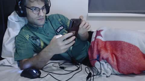 Snapshot of calvinjohnlad chatting on December 11, 3:58 pm Calvinjohnlad online show from December 11, 3:58 pm