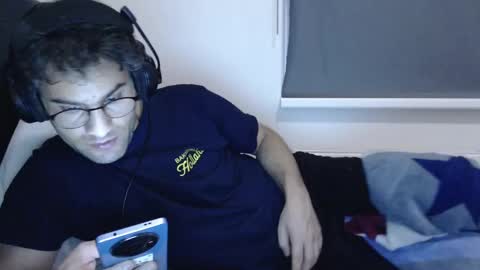 Snapshot of calvinjohnlad chatting on December 19, 7:07 pm Calvinjohnlad online show from December 19, 7:07 pm