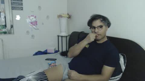 Calvinjohnlad online show from December 5, 6:04 pm