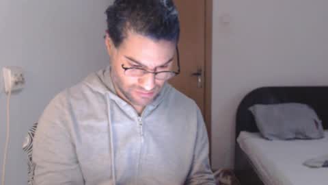 Calvinjohnlad online show from February 1, 3:10 pm