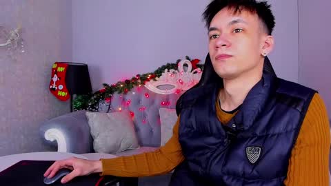 Calvin Owens online show from January 26, 3:38 am