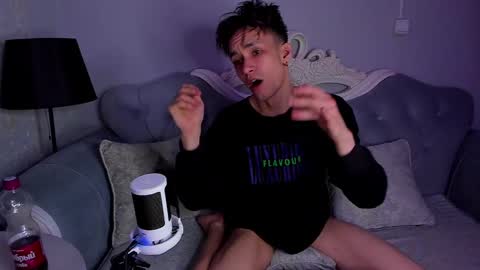 Calvin Owens online show from January 30, 4:16 am