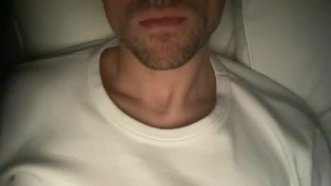 Snapshot of calvinzz chatting on November 22, 8:30 pm calvinzz online show from November 22, 8:30 pm