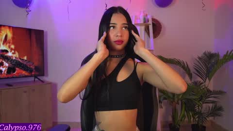 Calypso and Kayla online show from January 12, 5:33 pm