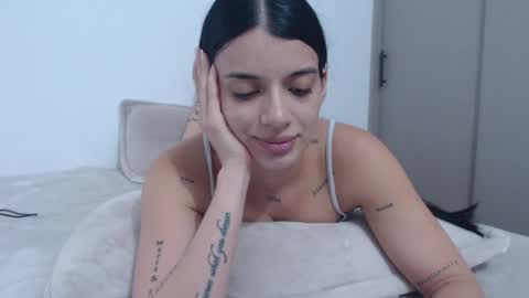 Snapshot of calyra_isme chatting on June 8, 2:28 pm calyra_isme online show from June 8, 2:28 pm