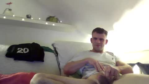 Snapshot of cam_bitch_boy chatting on December 6, 5:42 am cam_bitch_boy online show from December 6, 5:42 am