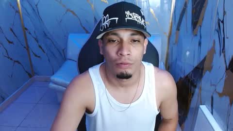 cam_xman online show from April 24, 5:21 am