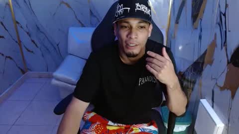 cam_xman online show from April 26, 4:15 pm