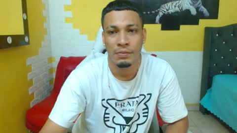 Snapshot of cam_xman chatting on May 22, 7:08 pm cam_xman online show from May 22, 7:08 pm