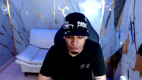 Snapshot of cam_xman chatting on June 6, 12:21 pm cam_xman online show from June 6, 12:21 pm