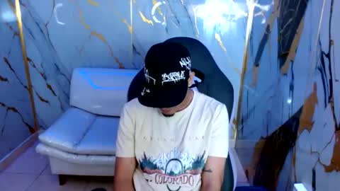 Snapshot of cam_xman chatting on June 11, 12:14 pm cam_xman online show from June 11, 12:14 pm