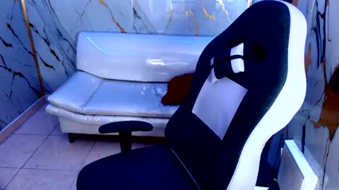 cam_xman online show from June 29, 1:33 pm