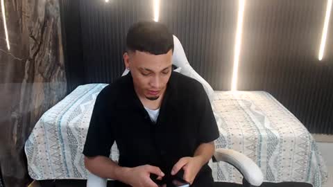 cam_xman online show from July 26, 6:15 pm