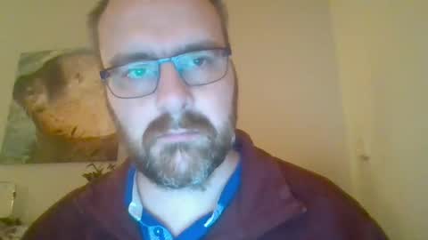 Snapshot of camboyhappydave chatting on December 12, 7:26 pm Dave online show from December 12, 7:26 pm