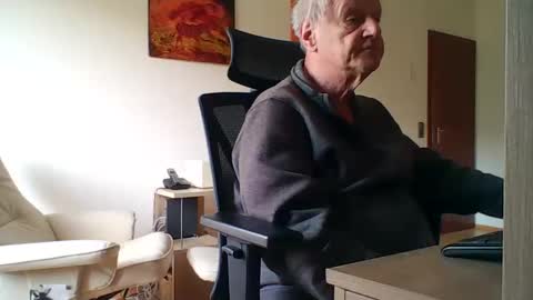 camcologne online show from March 6, 10:34 am