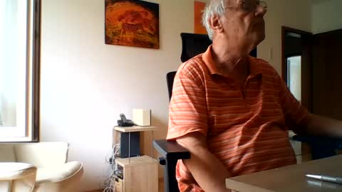 camcologne online show from July 18, 10:19 am
