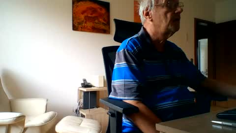 camcologne online show from July 22, 8:50 am