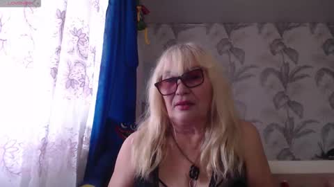 CamDiva1 online show from November 21, 7:29 am