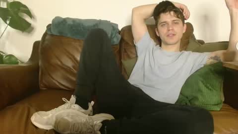 CamDoAttitude online show from January 1, 7:32 pm