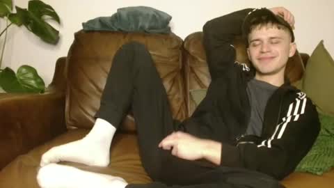 CamDoAttitude online show from January 17, 8:11 pm