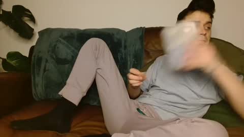 CamDoAttitude online show from January 29, 8:25 pm