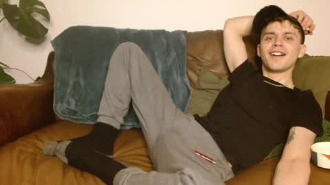 CamDoAttitude online show from February 5, 8:57 pm