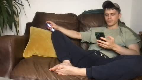 CamDoAttitude online show from August 1, 9:35 pm