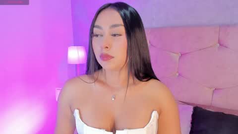 Camelia Smith online show from May 24, 3:11 am