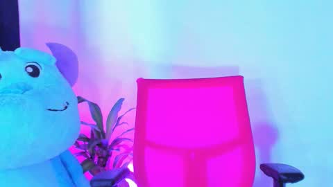 camelyharrper1 online show from November 25, 6:30 pm