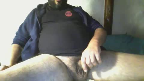 Snapshot of camera008 chatting on December 8, 3:21 am camera008 online show from December 8, 3:21 am