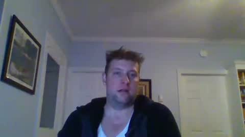Snapshot of cameron_85 chatting on February 11, 2:05 am cameron_85 online show from February 11, 2:05 am