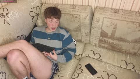 Snapshot of cameron_crowly chatting on January 9, 5:13 am Cameron online show from January 9, 5:13 am