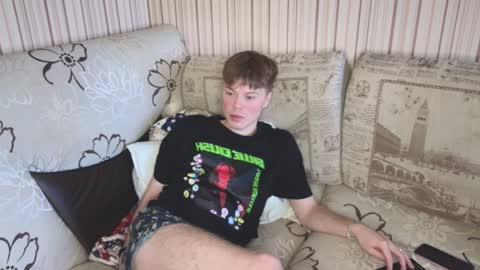 Snapshot of cameron_crowly chatting on January 13, 9:08 am Cameron online show from January 13, 9:08 am