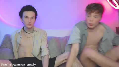 Snapshot of cameron_crowly chatting on March 2, 1:27 pm Cameron online show from March 2, 1:27 pm