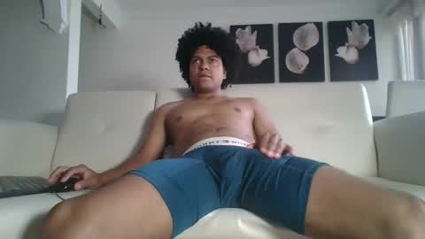 Stiven online show from December 1, 3:28 pm